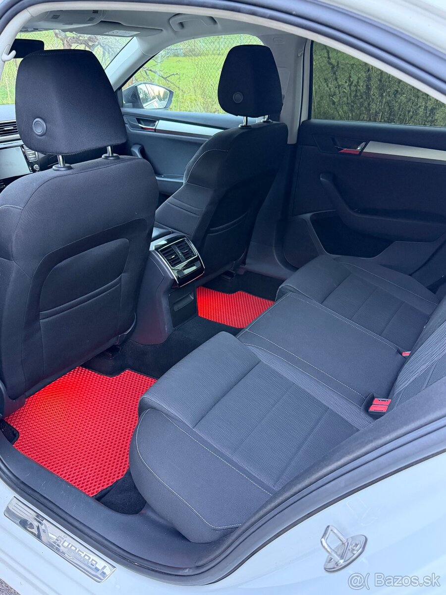 Škoda Superb 2.0 TDi 4x4 2017 - 13
