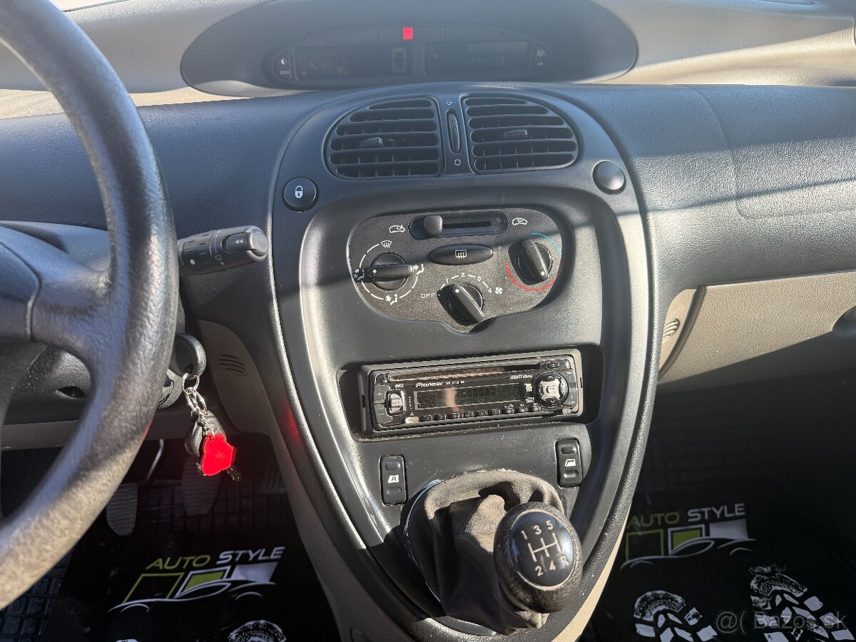 Citroën Xsara Picasso 1.6i SX – 65 kW - 13