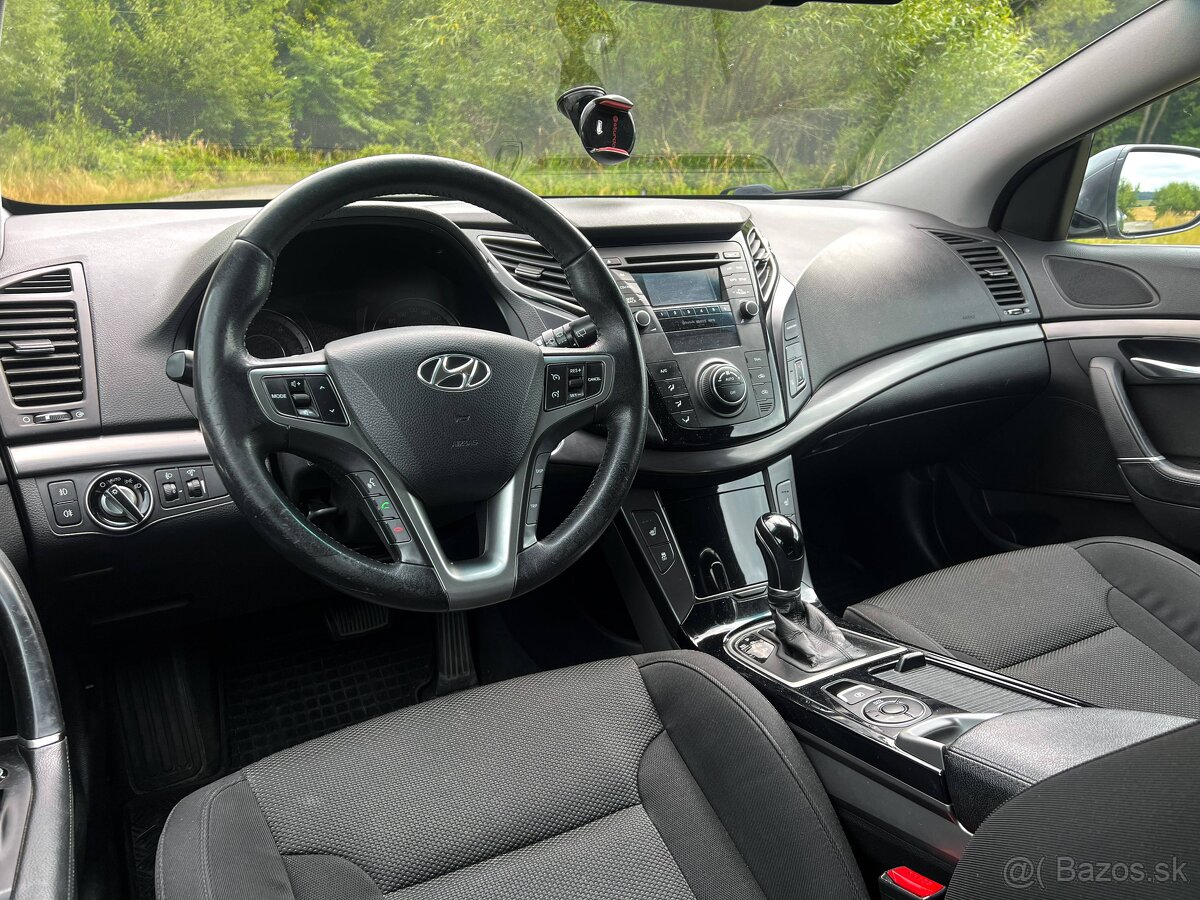 Hyundai i40 CW 1.7 CRDi 136k Style A/T - 13