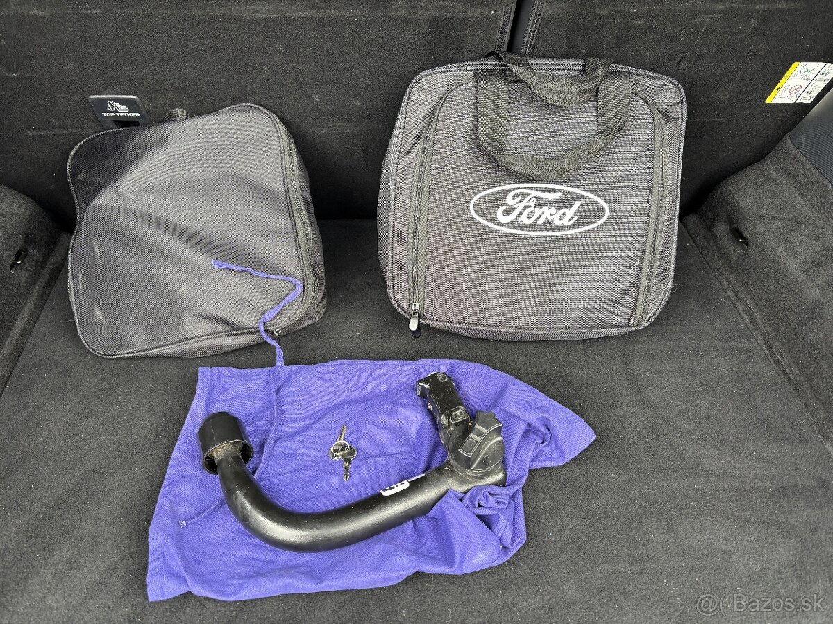 Mustang Mach-E 4x4 ER , 98 KWH , 351 koní odpočet DPH - 13