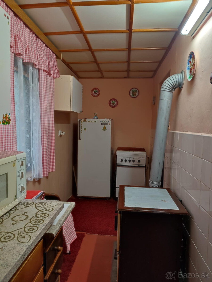 Predám - murovanú chatu - pri obci Veľká Lodina - 13