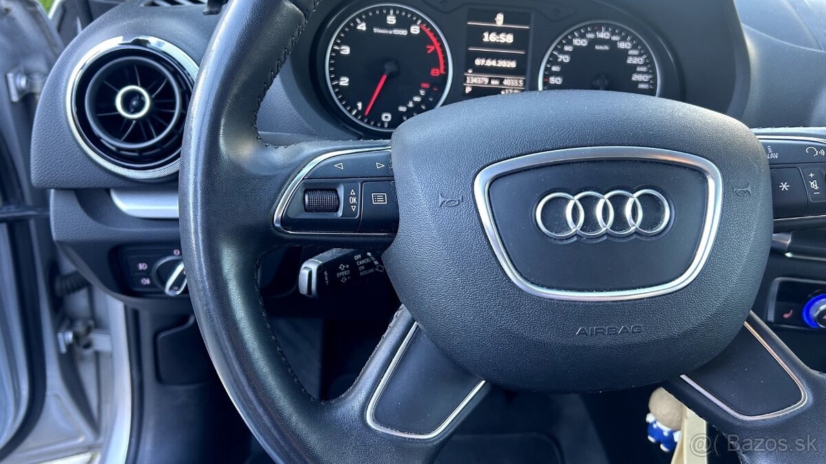 Audi A3 Sportback - 13