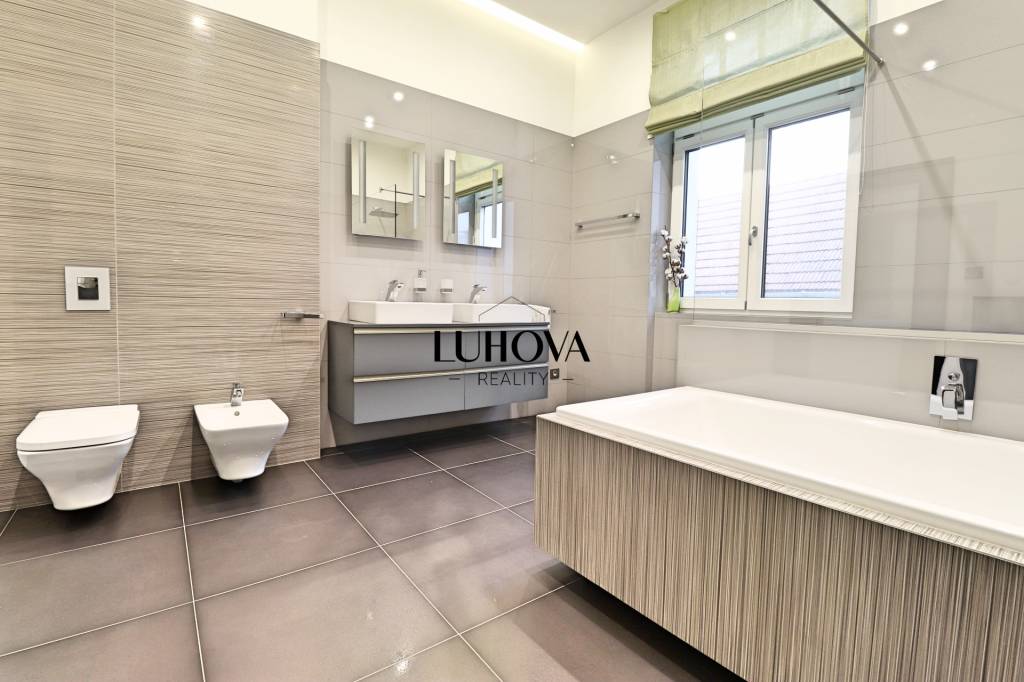 Elegantný 3-izbový byt - 13