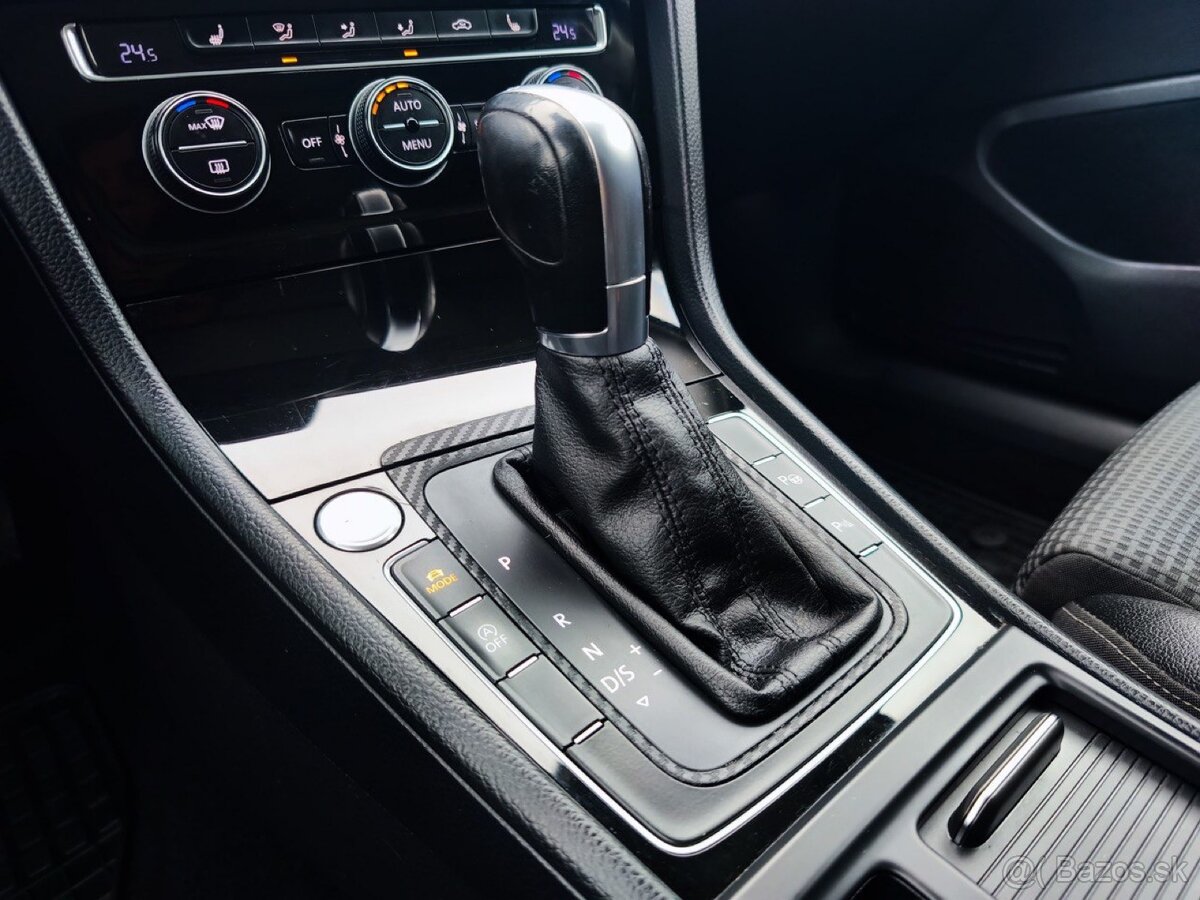 Volkswagen Golf Variant 2.0 TDI 4MOTION - 13