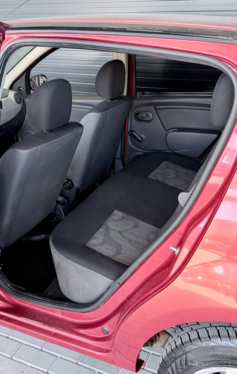 Dacia Sandero 1.4 benzín - 13