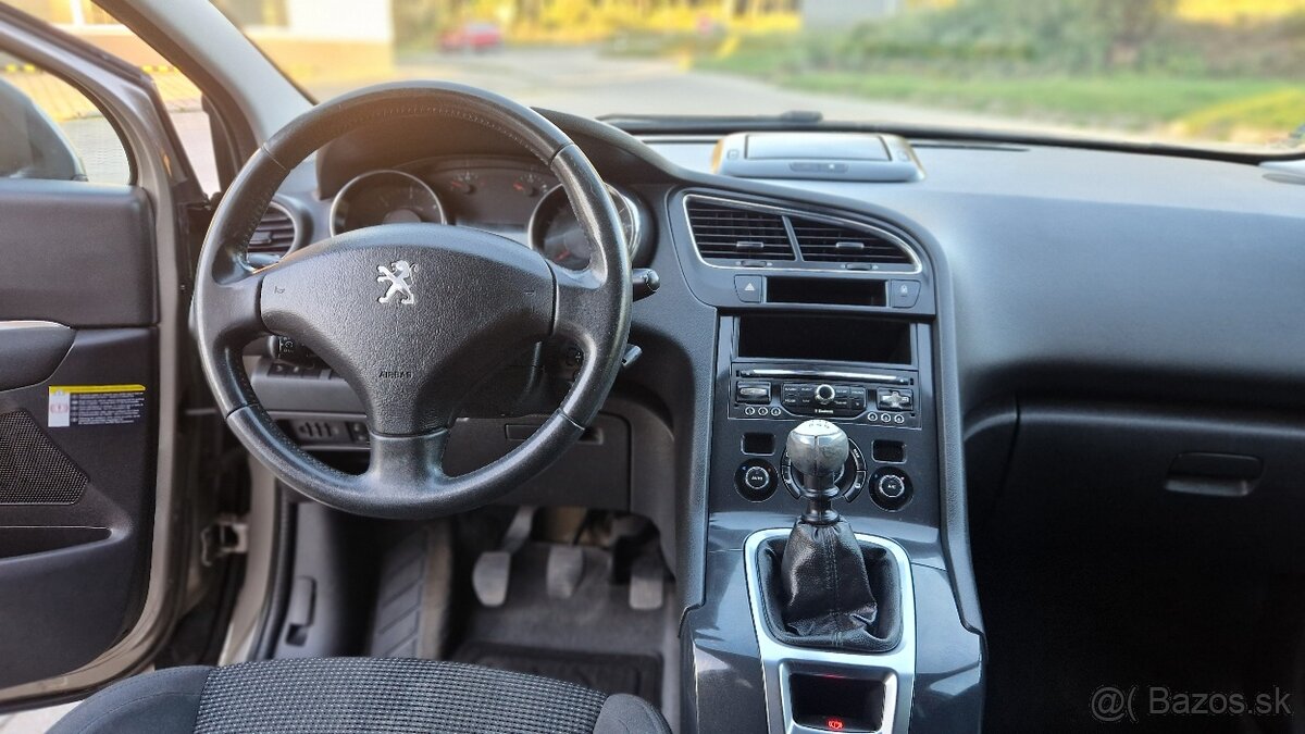 PEUGEOT 5008 1.6HDI M6 7Miest - 13