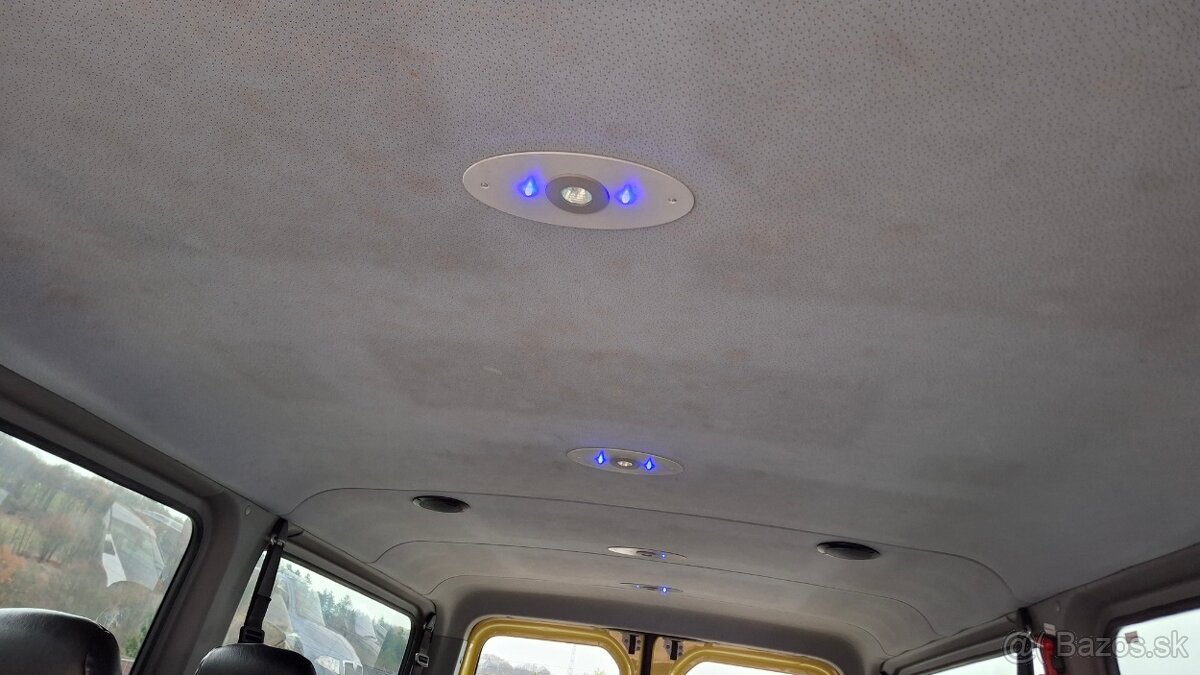 Volkswagen Crafter 2.0TDI Bus 9.miestne - 13