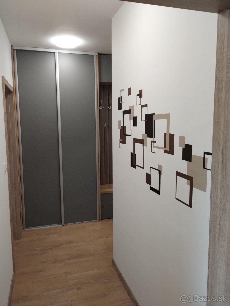 Prenájom 2-izbovy byt s park. miestom - 13