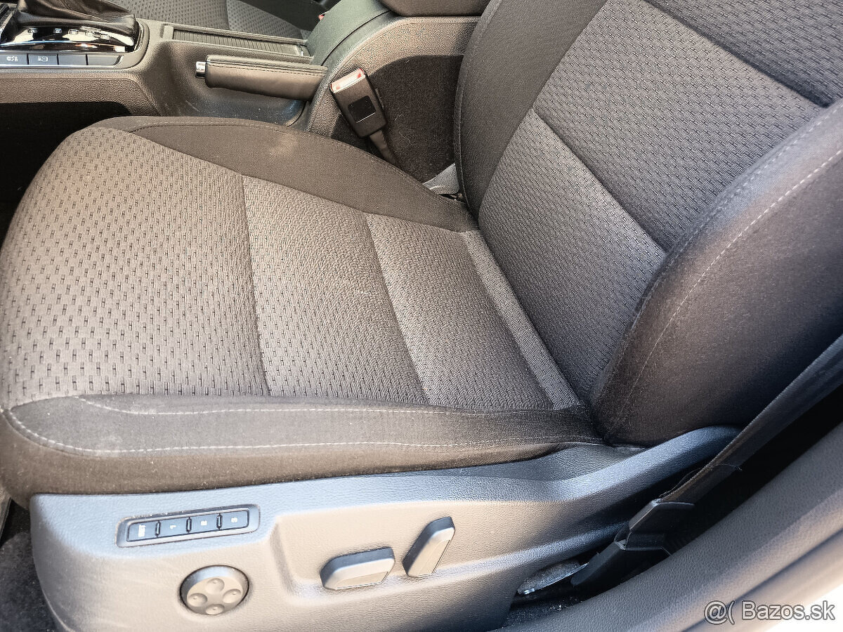 Škoda Superb Combi ELEGANCE 2.0TDi CR DSG - 13