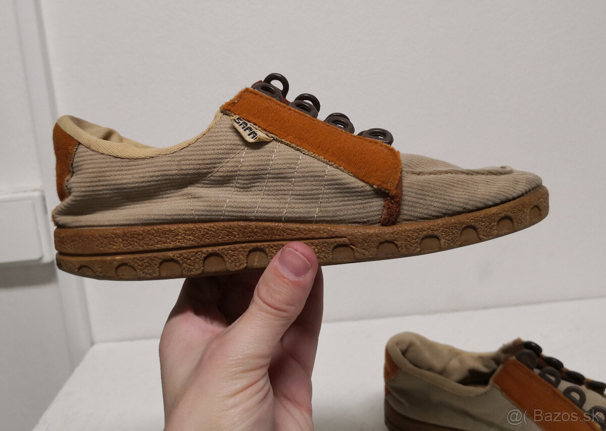 Starožitné Československe topánky Safari - 13