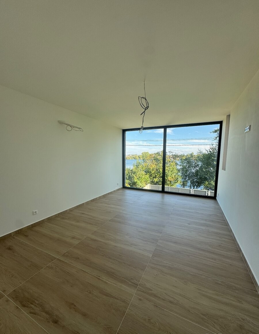 Bývajte priamo pri Vajnorskom Jazere - 13