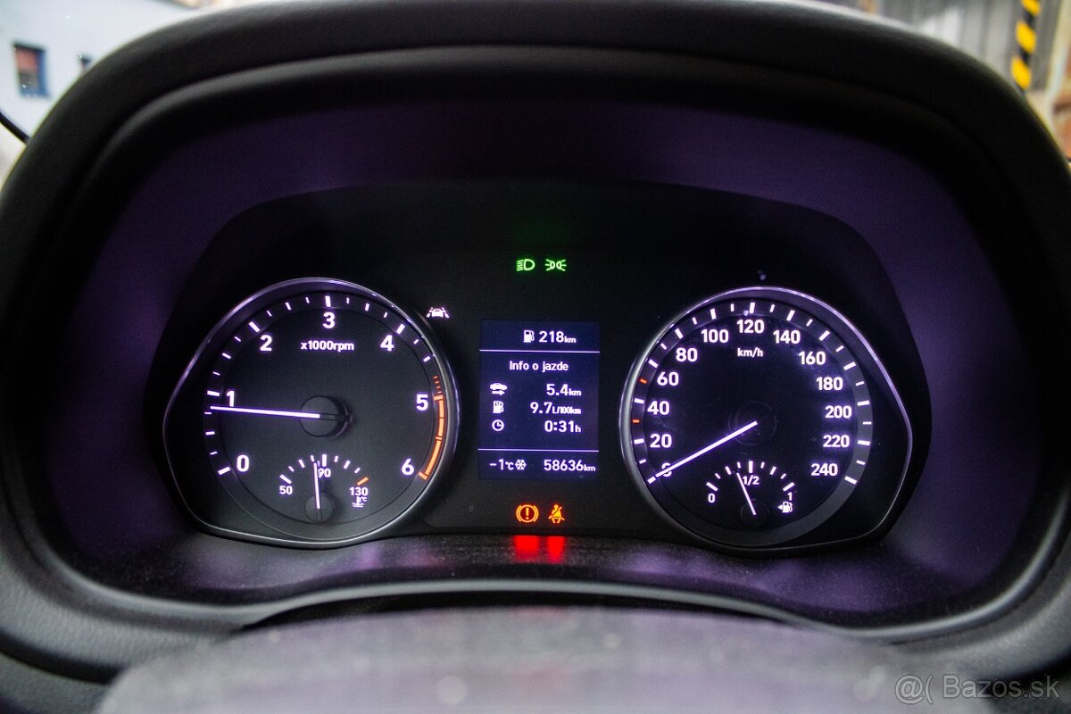 Hyundai i30 CW 1.6 CRDi - 13