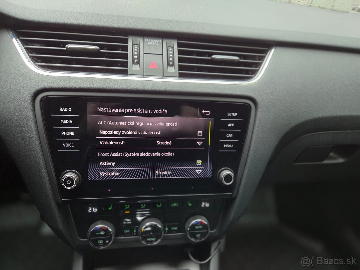 Škoda Octavia Combi 1.5 TSI Team DSG - 13