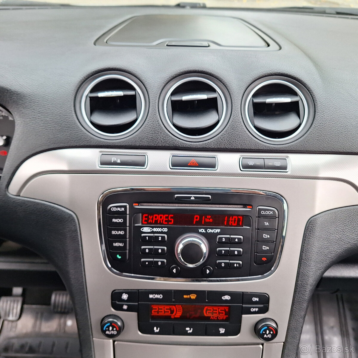 Ford Galaxy 2.0 TDCi DPF 7 MIESTNE - AJ NA SPLÁTKY - 13