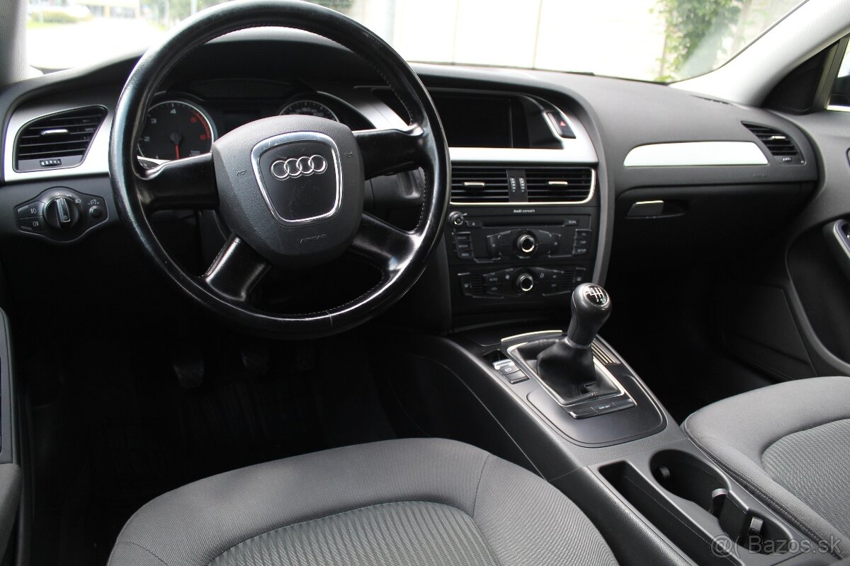 Audi A4 b8 2.0 TDI combi - 13