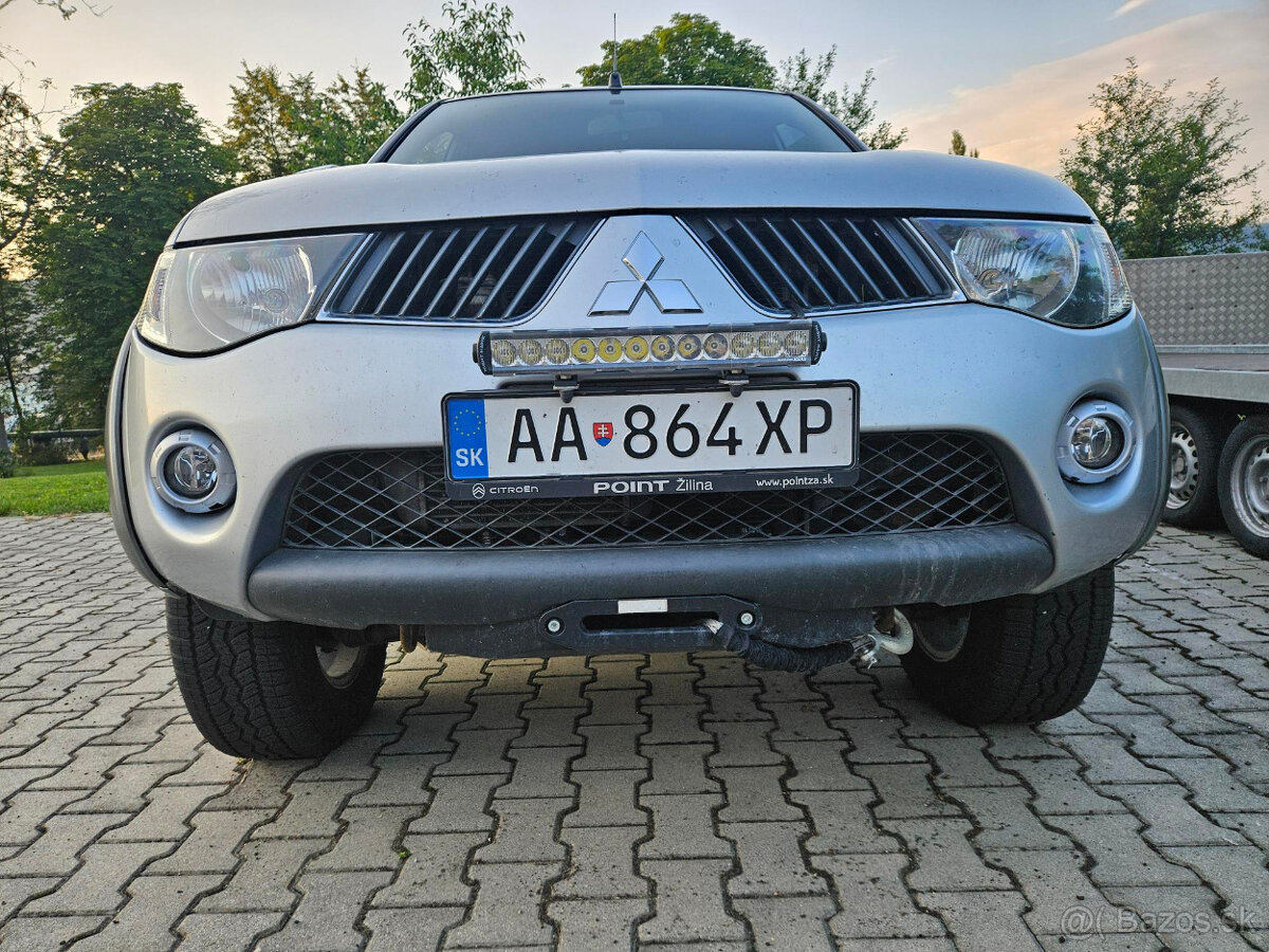 Mitsubishi L200 2,5D 4x4 Superselect - 13