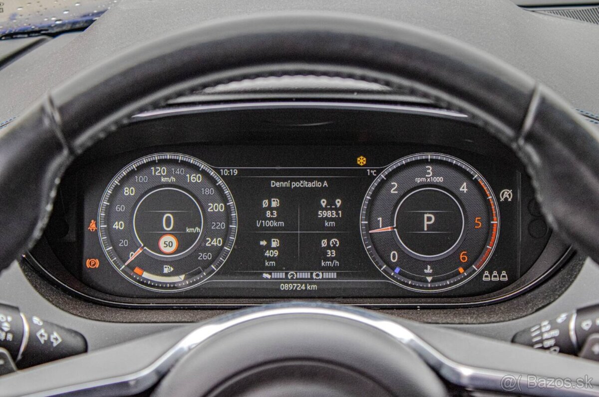 Jaguar E-Pace 2.0 R-Dynamic SE AWD A9 132kW - 13