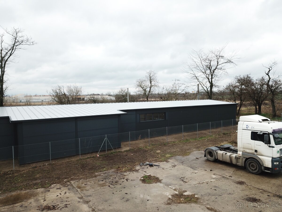 Predám sendvičovú halu o rozmere 300m² - 13