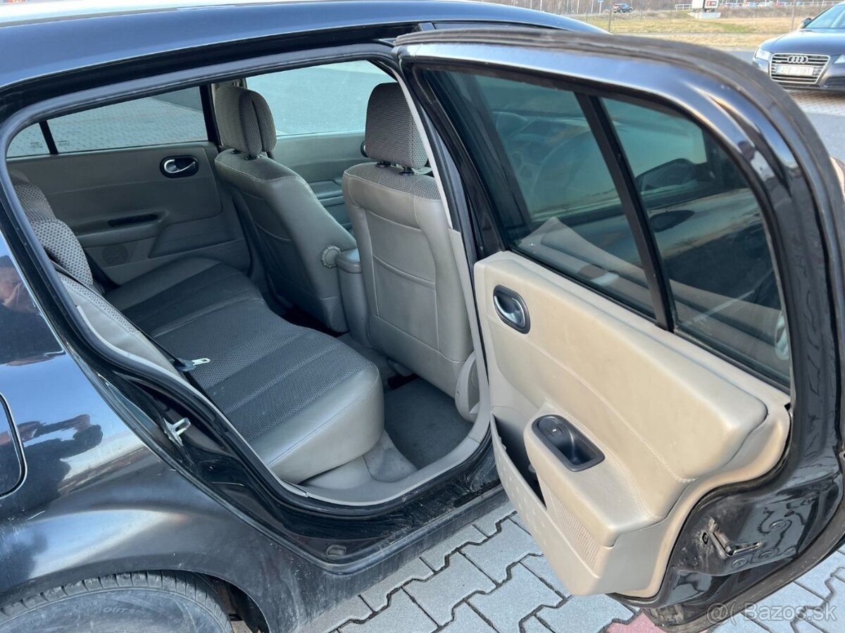 Renault Megane 1.6i 16V 83kw STK 3/2027 - 13