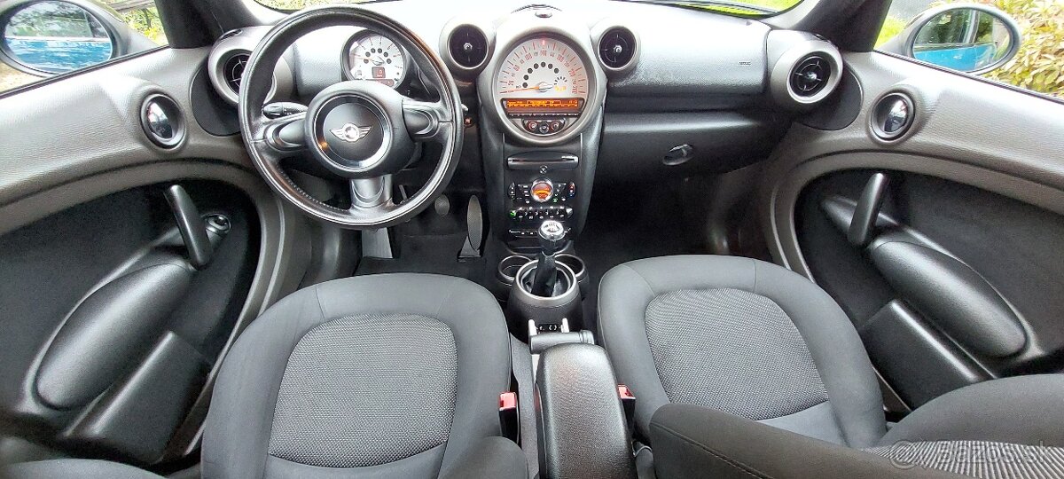 Mini Countryman Cooper 1.6 D ALL4x4 - 13
