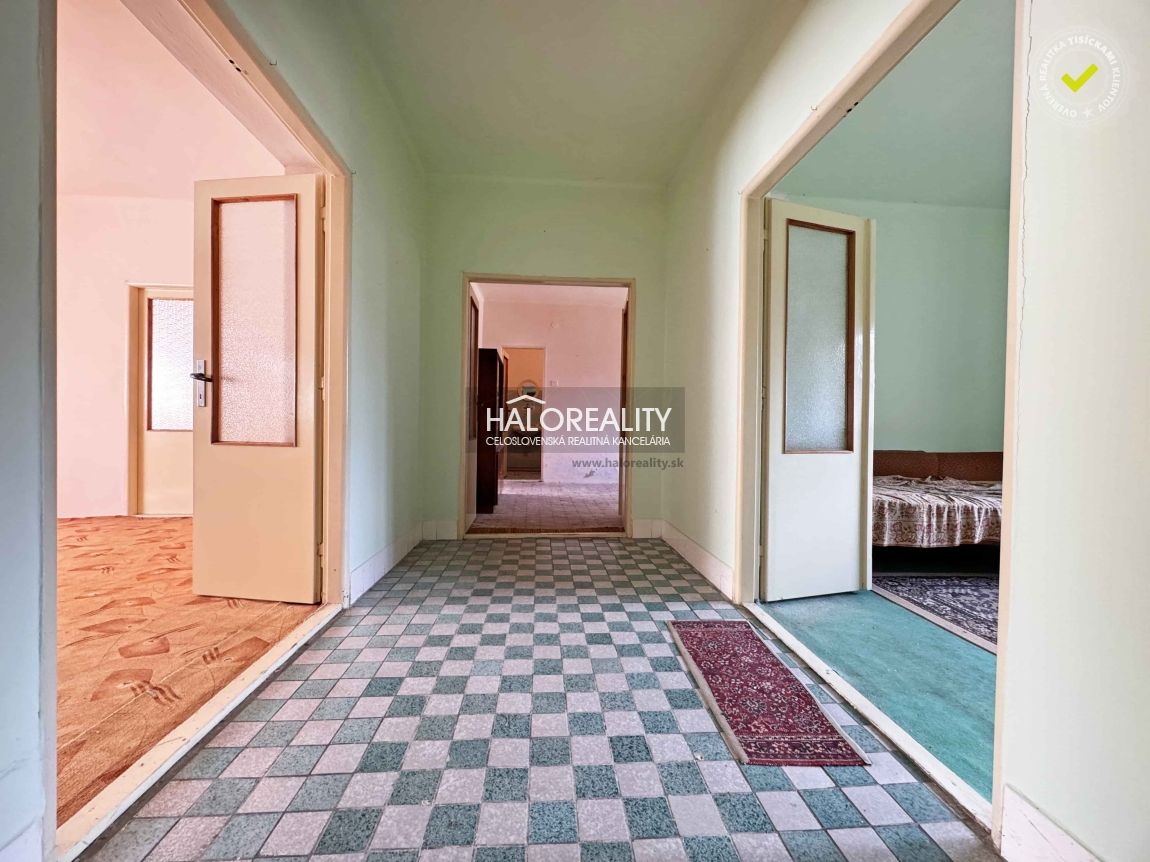 HALO reality - Predaj, rodinný dom Svätý Peter - EXKLUZÍVNE - 13