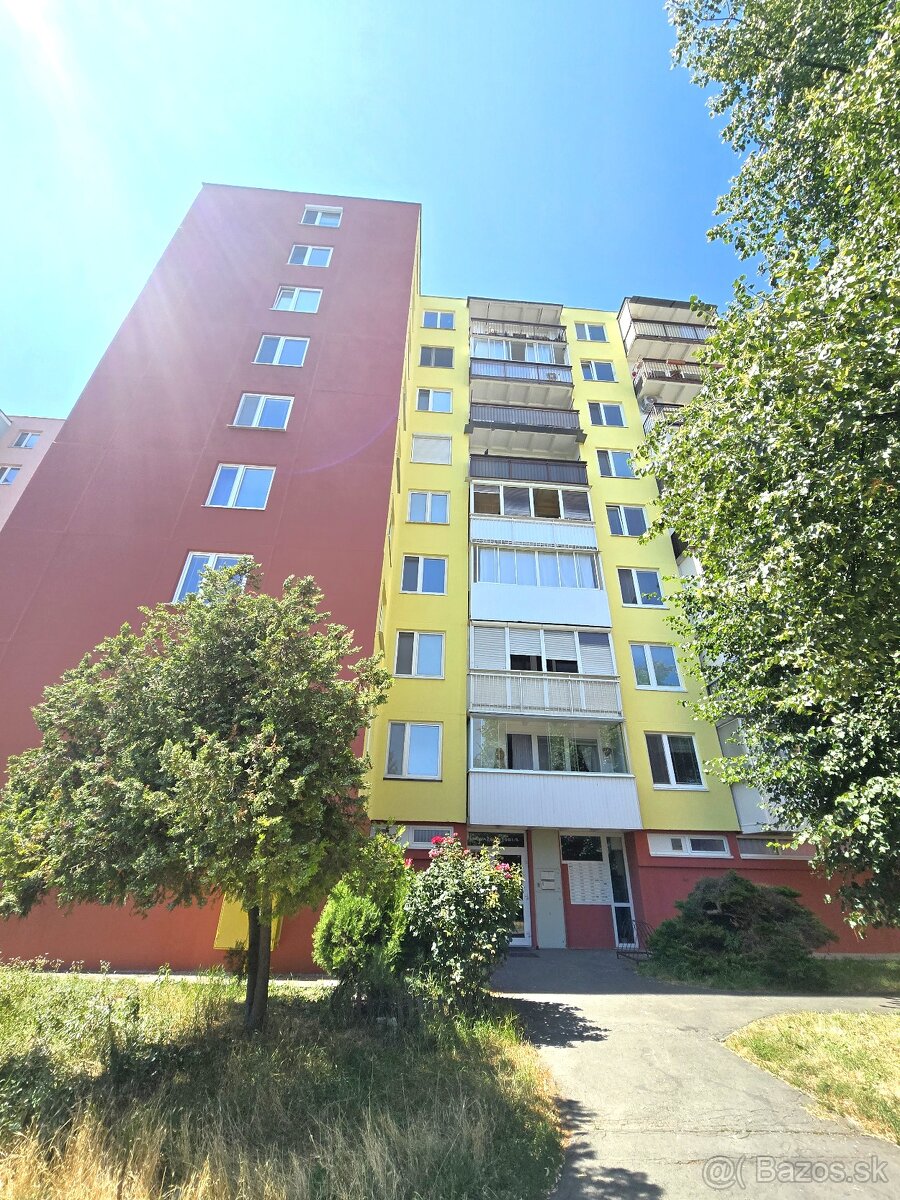 Príjemný 4 izbový byt s balkónom - 13