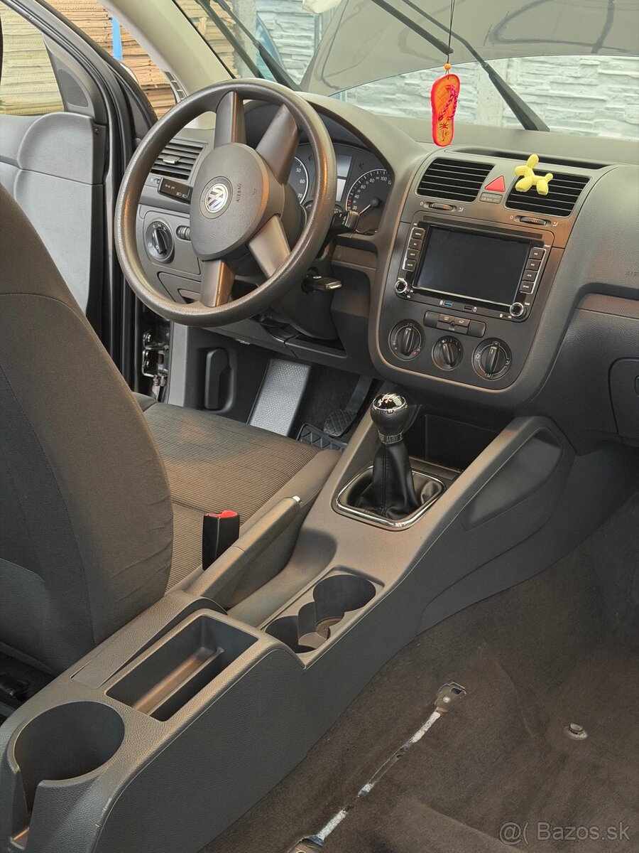 Golf V - 13