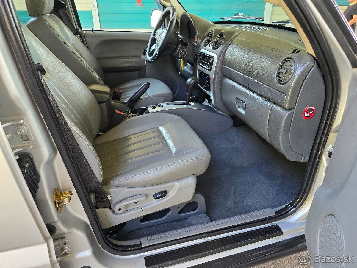 Jeep Cherokee 2,8CRD /120kw A/T facelift /BEZ KOROZIE /ťažné - 13