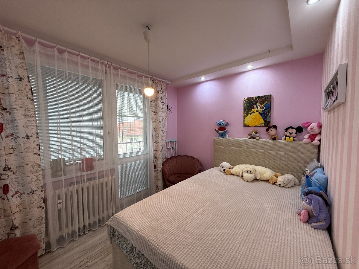 Nadštandardný štvorizbový byt v absolútnom centre Lučenca - 13