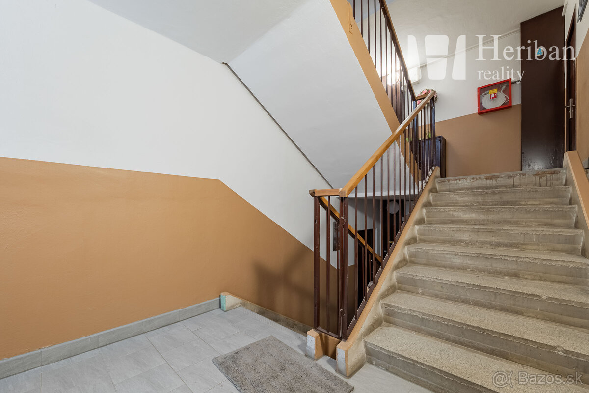 3-izb.byt s logiou, 5.p/8, Hemerkova ul, KE-časť KVP - 13