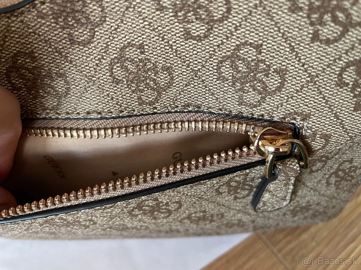 Kabelka Guess Zamira Quattro G - 13