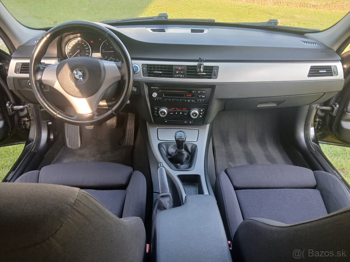 BMW 318d Touring e91 105kw 2008 - 13