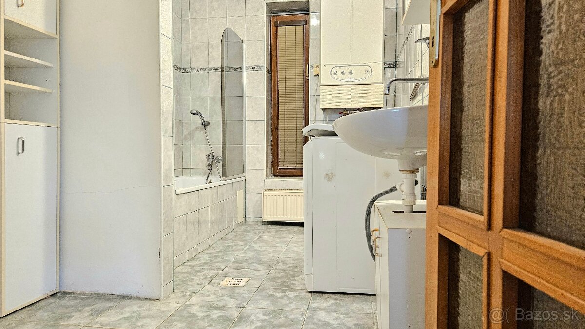 Rodinný dom s príjemnou atmosférou - Záborské, Prešov - 13