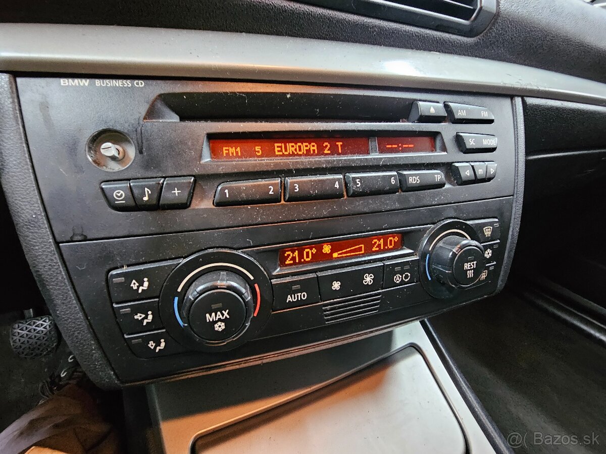 BMW 118d e87 Rozpredám - 13