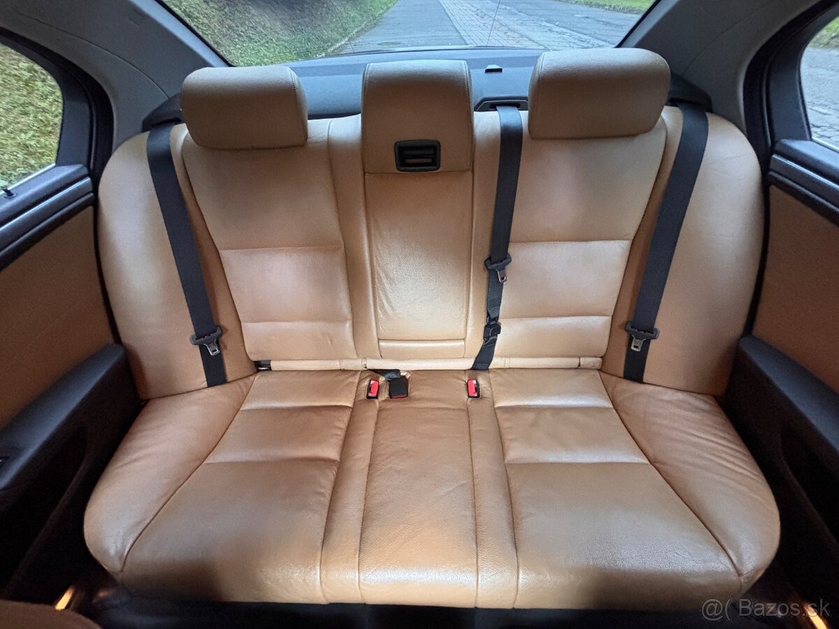 BMW 523i E60 2008 manuál - 13