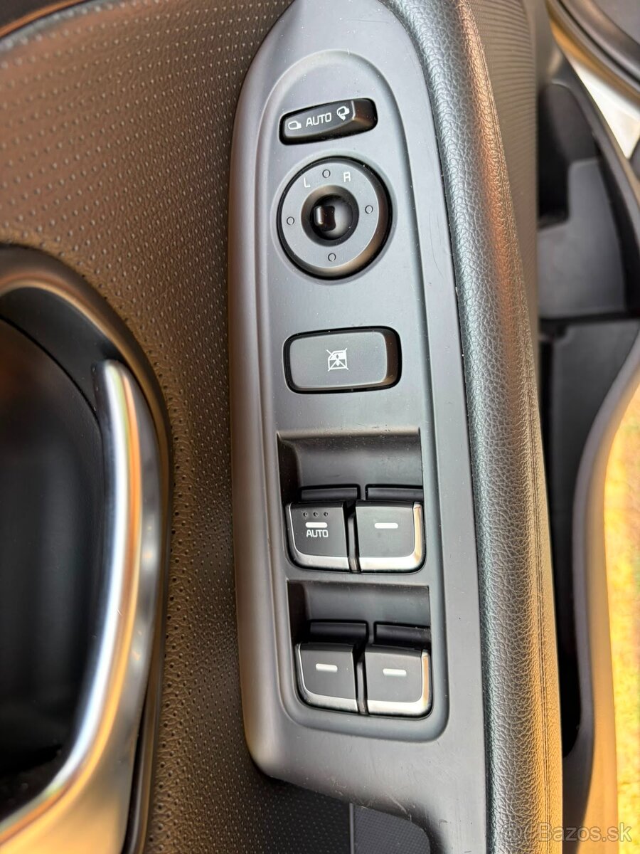 Kia Carens 1.7 CRDi Silver - 13