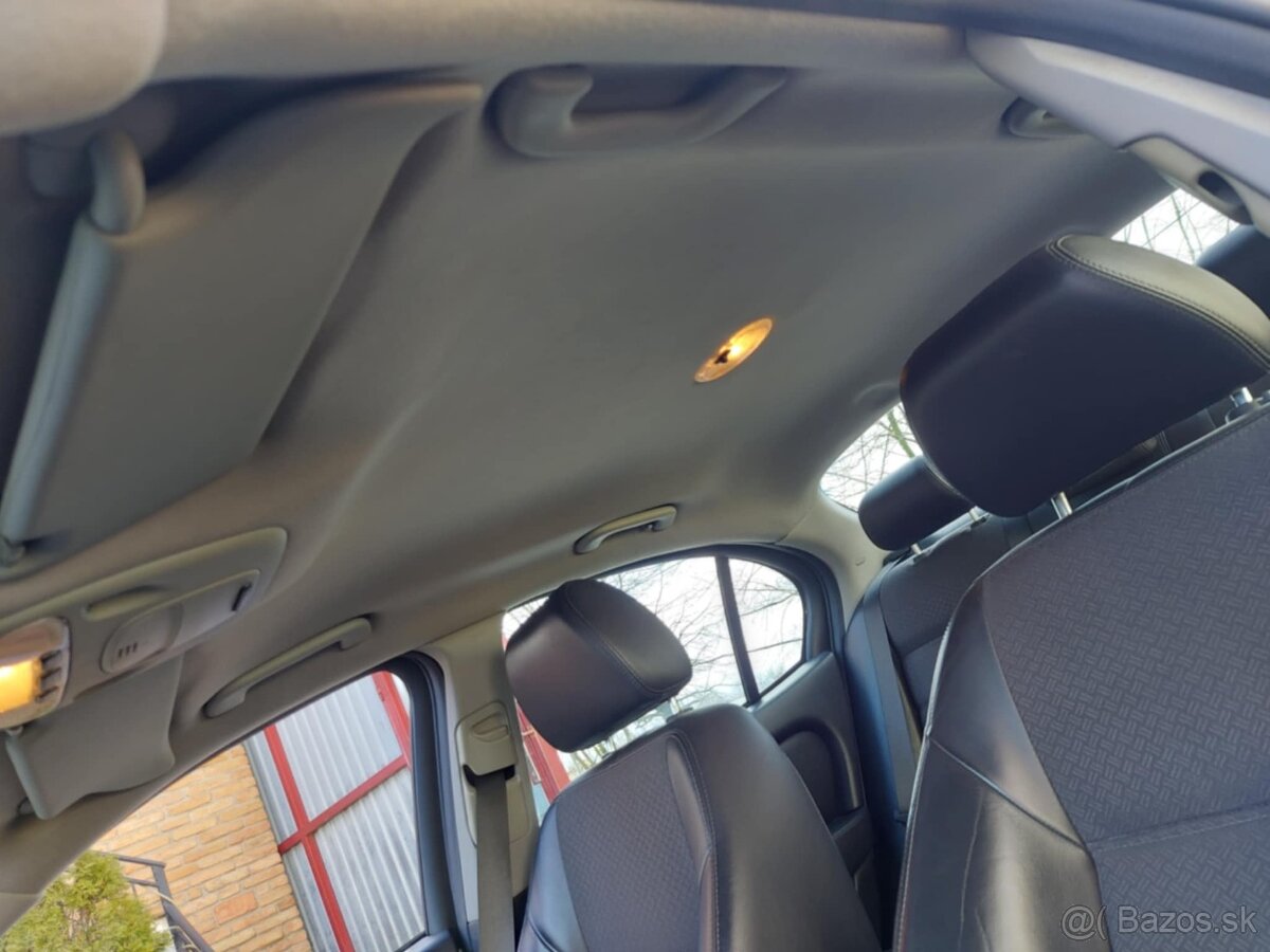 Jaguar X-type 2,5i 143,5kw kód : XB - 13