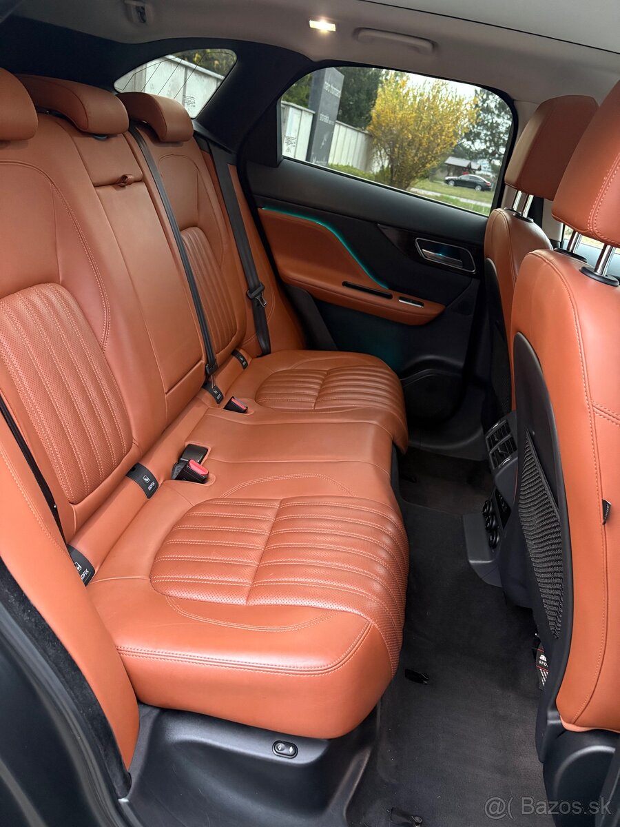 Jaguar F-PACE 2.0 D AWD Portfolio - 13