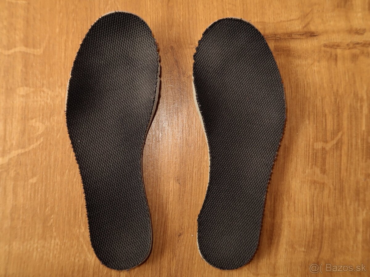 Tenisky NIKE č. 28,5 (18,2 - 18,5 cm) - TOP STAV - 13