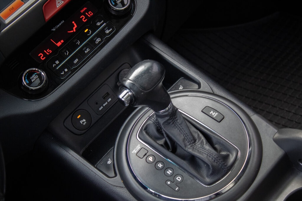 Kia Sportage 2.0 CRDi 4WD - 13