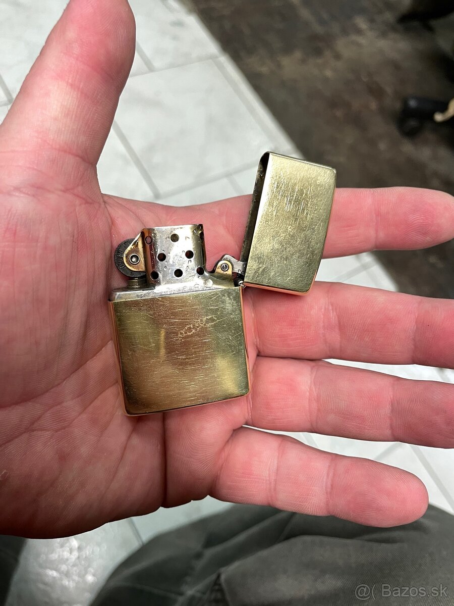 Zippo Four Roses Bourbon( 3/1993) - 13