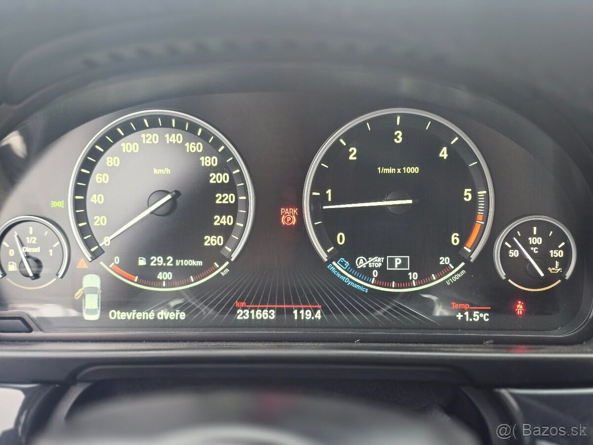 BMW F10 520 xDrive - 13