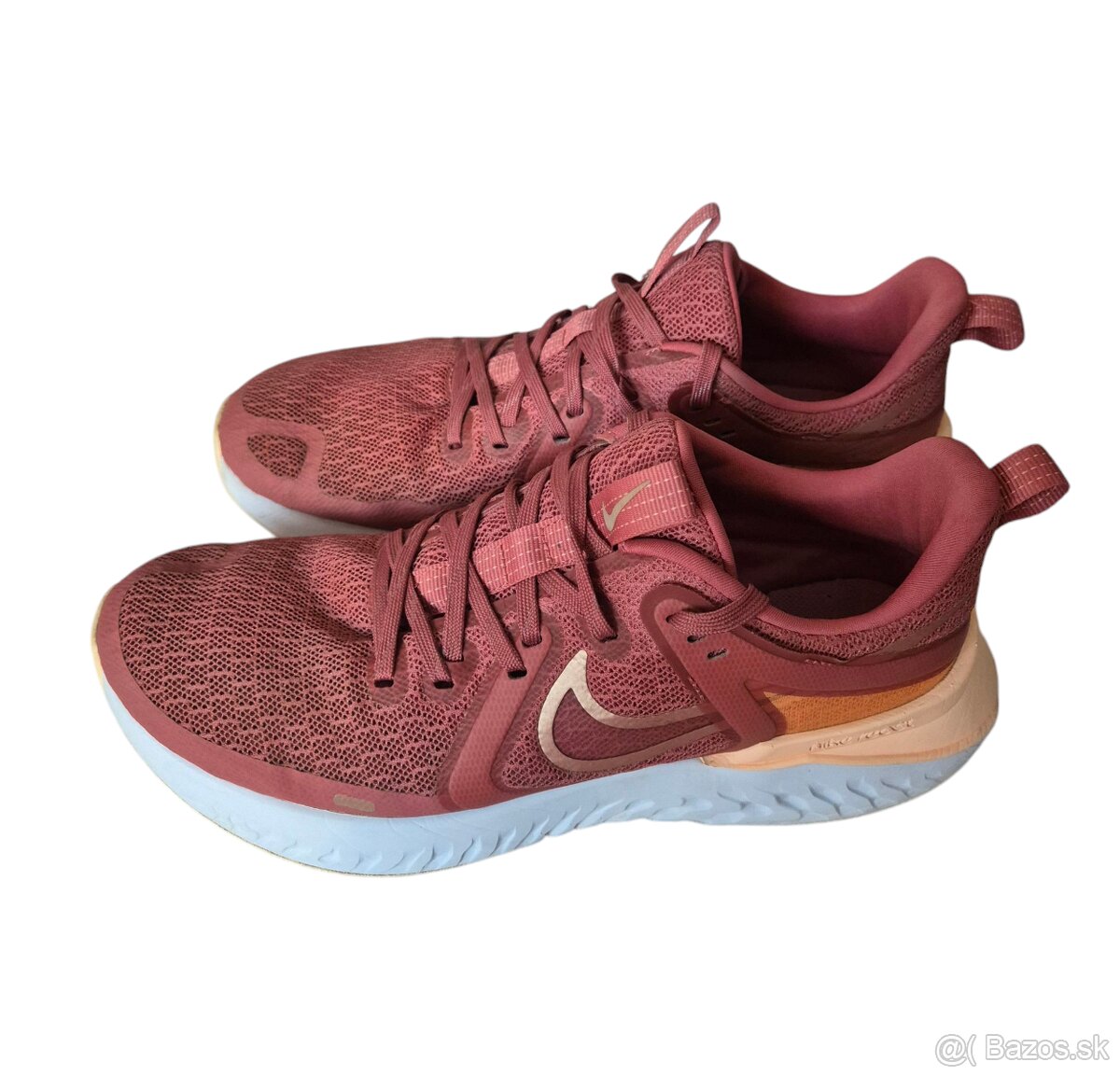 Nike Legend React 2 W dámske tenisky - 13