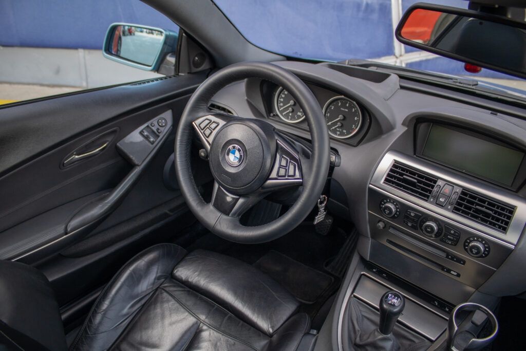 BMW Rad 6 Coupé 630 Ci - 13