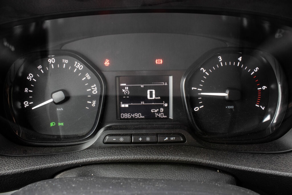 Toyota Proace 2.0 D-4D, 106kW (2022) - 13