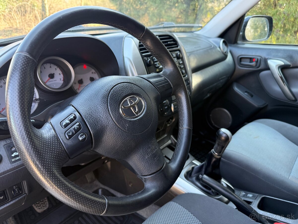 Toyota Rav4 2.0 D4D 4x4 - 13