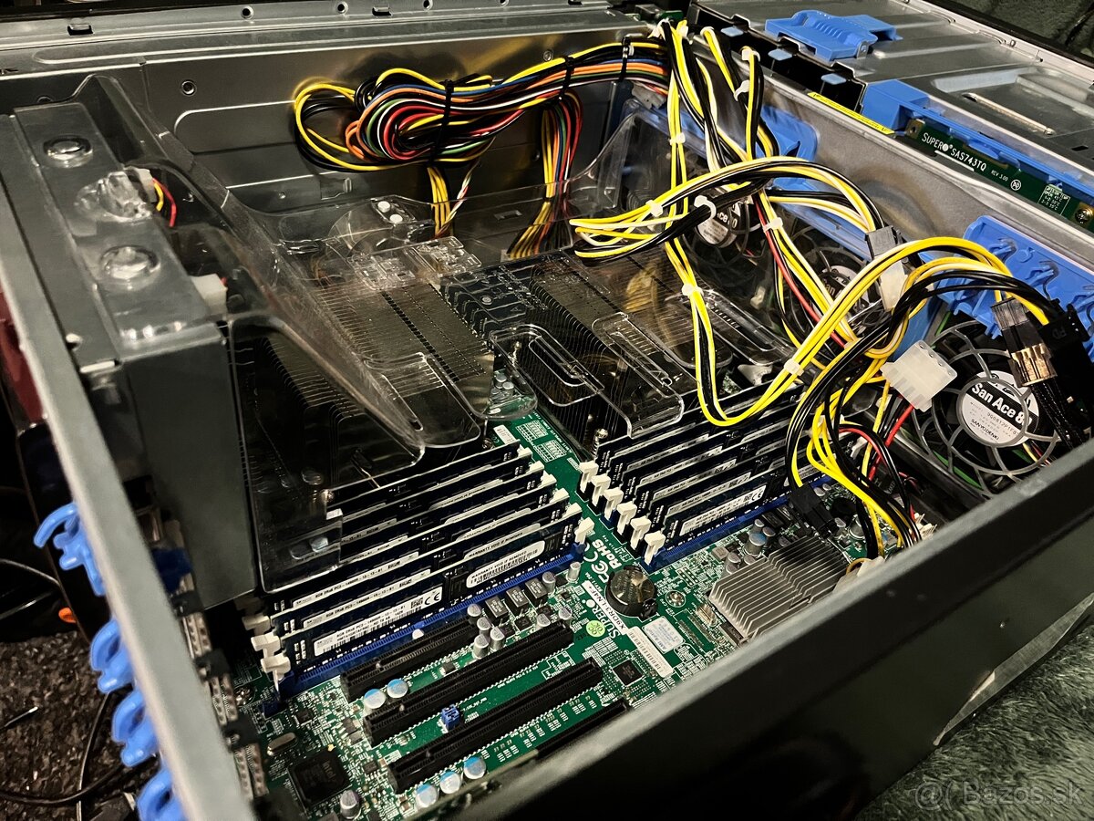 PREDÁM Supermicro Workstation - 13