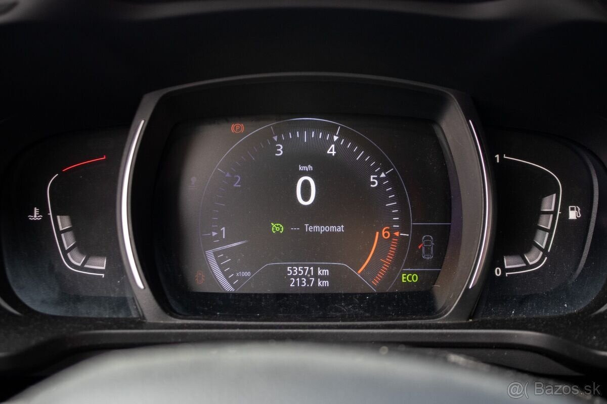 Renault Kadjar Energy TCe / 96kW / M6 / 2017 - 13