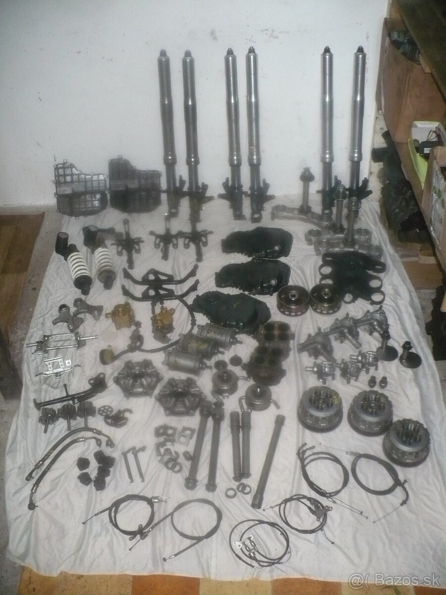 Honda CBR 954 rr/ SC50E/ r. 03- díly - 13