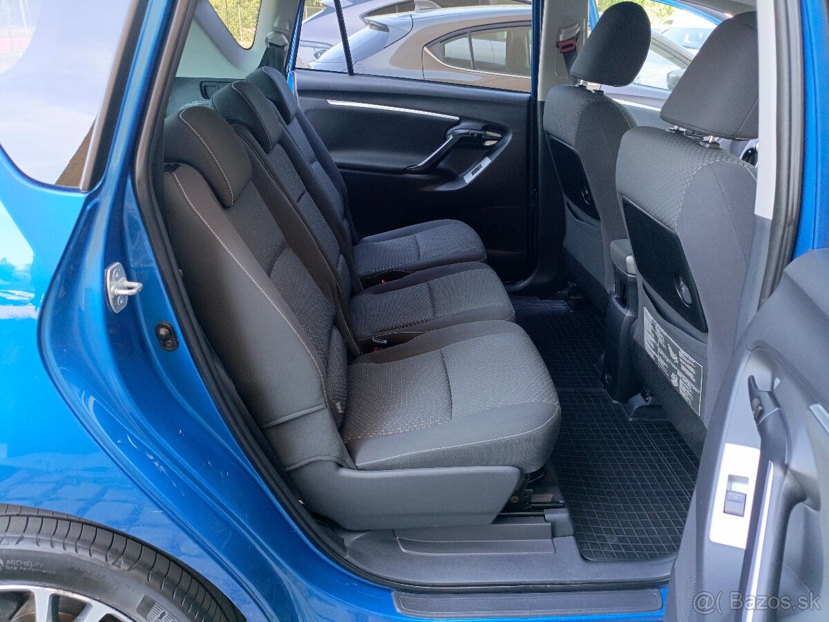 Toyota Verso 1.8 benzin AUTOMAT 7mist - 13